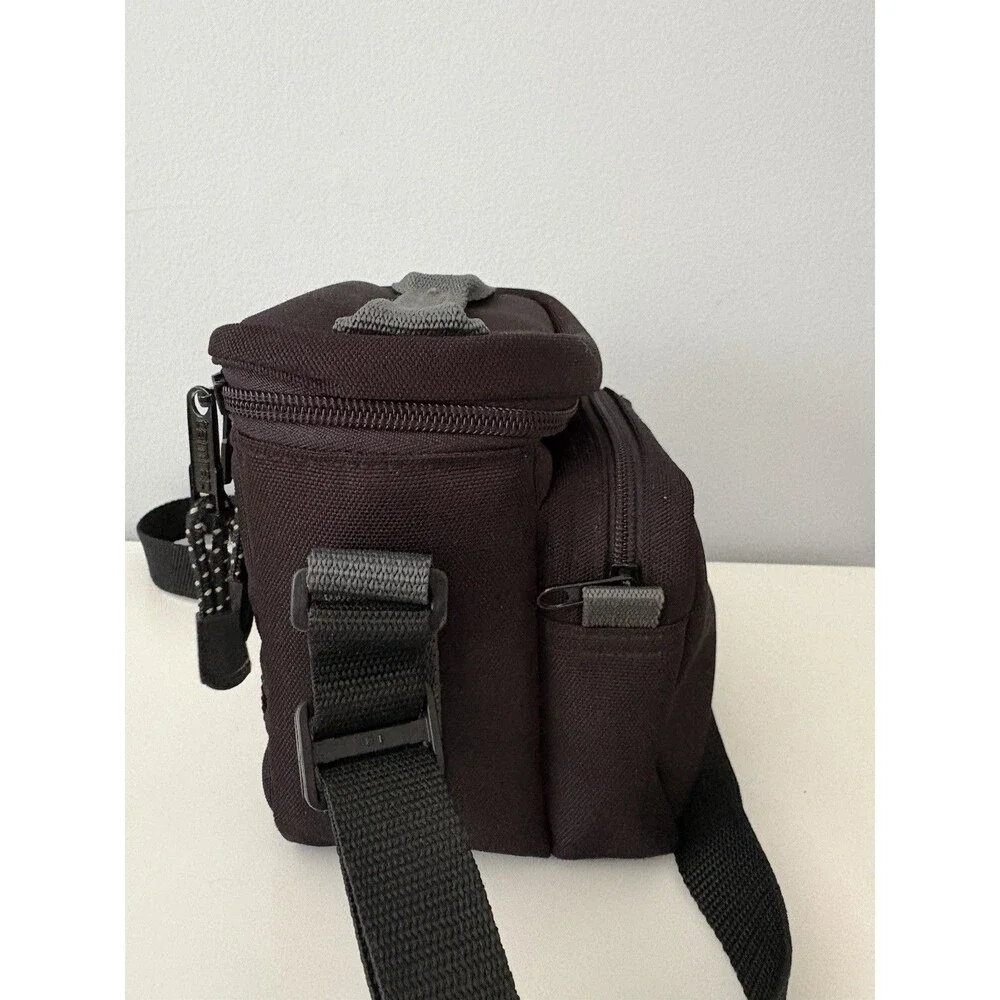 Tamrac Black Camera Shoulder Bag Model 5201 Belt Bag Loop Zippered Top EUC